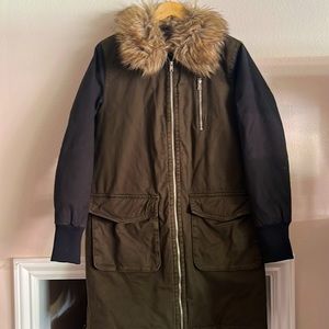 Forever 21 parka with faux fur collar. 31 inch long coat w/ insulation.